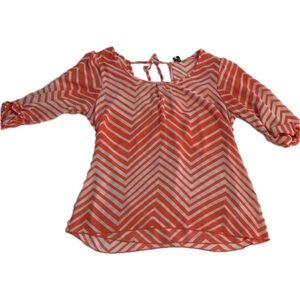 Orange chevron top women’s size medium